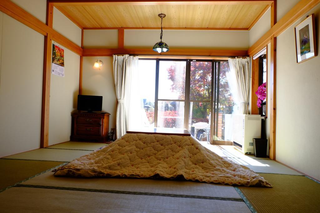 Lake Oshino Habitación foto