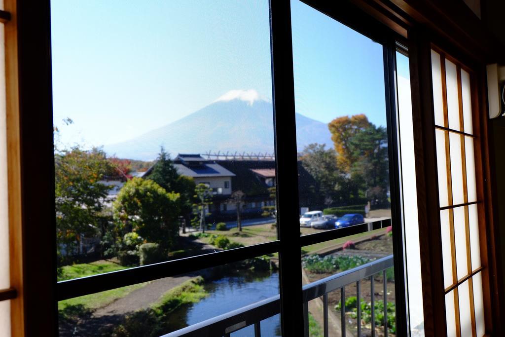 Lake Oshino Habitación foto