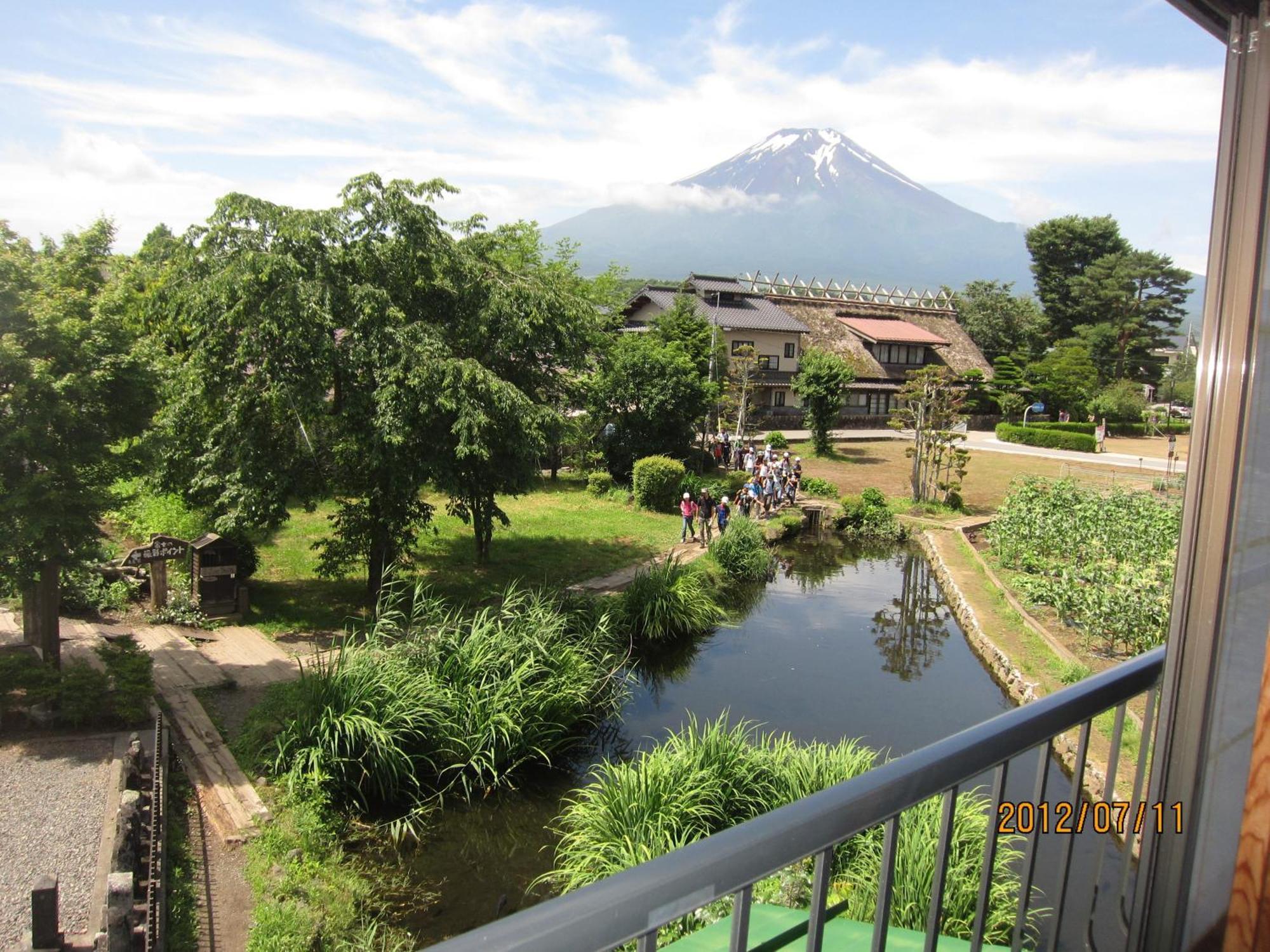 Lake Oshino Exterior foto
